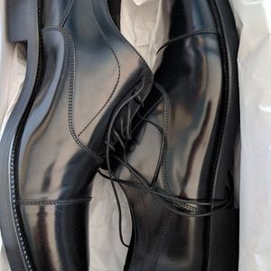 All black italian made Theory dress shoes
